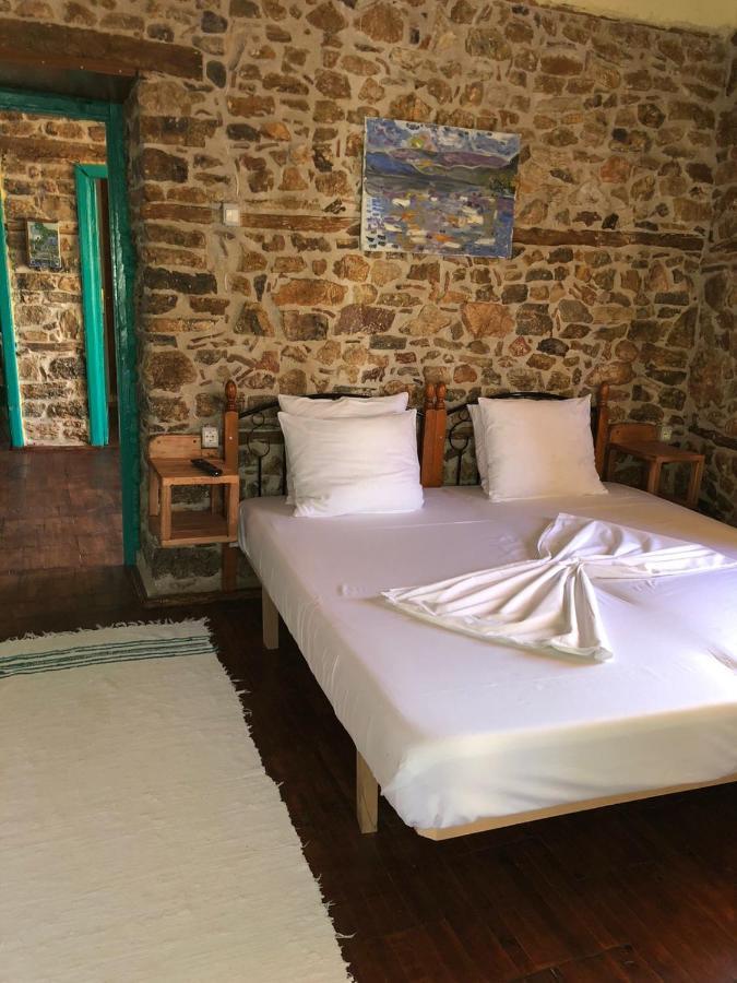 Rosas Guest house *